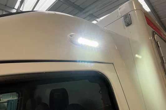 Nakties Angelo Scena