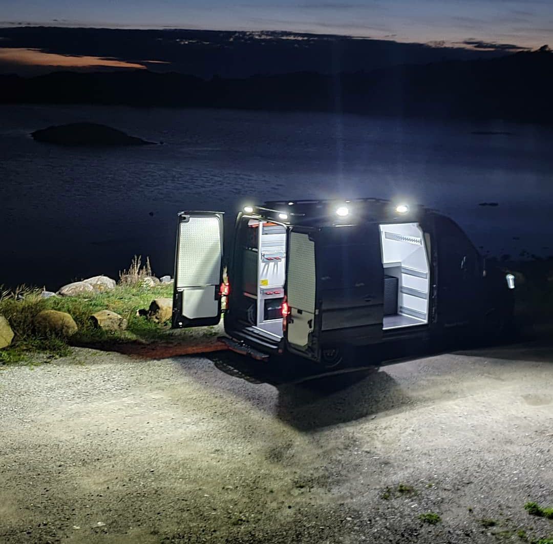 Ledson LED töö-/tagurdustuli 24W – kompaktne ja võimas
